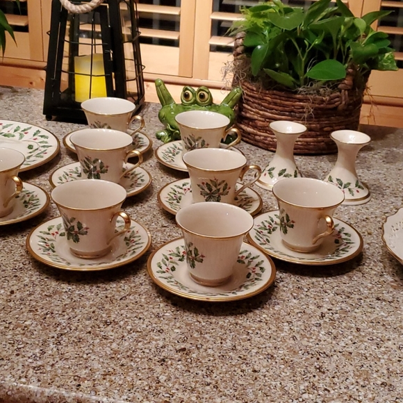 Sold - Picture 5 of 11